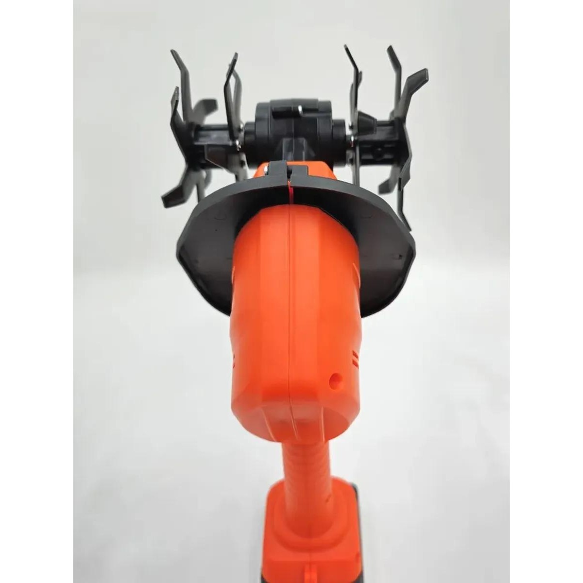 Культиватор электрический аккумуляторный садовый