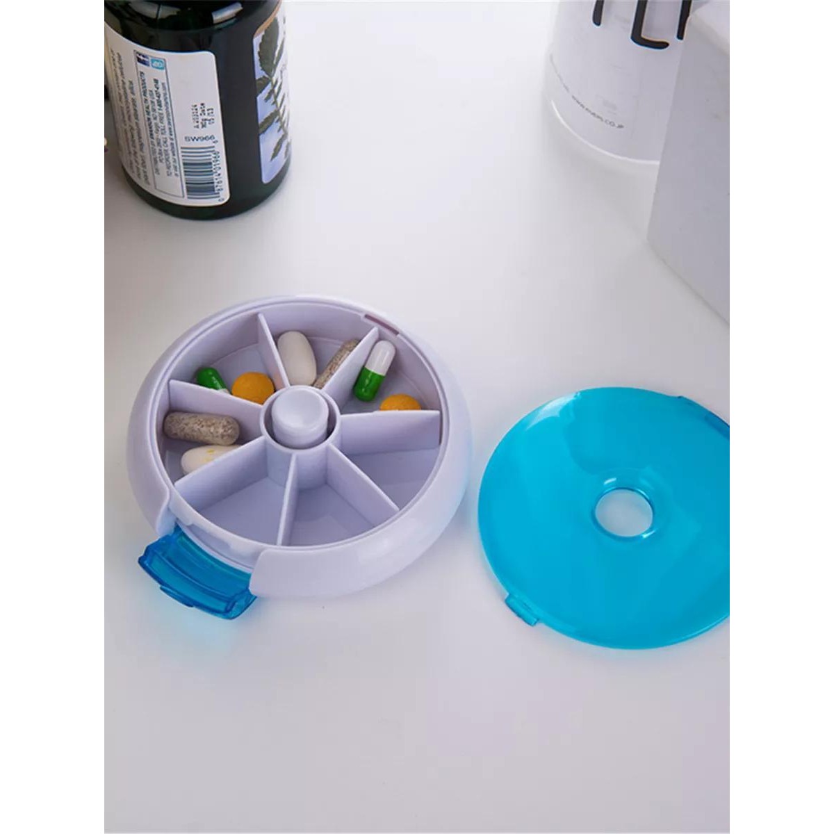 Таблетница на неделю