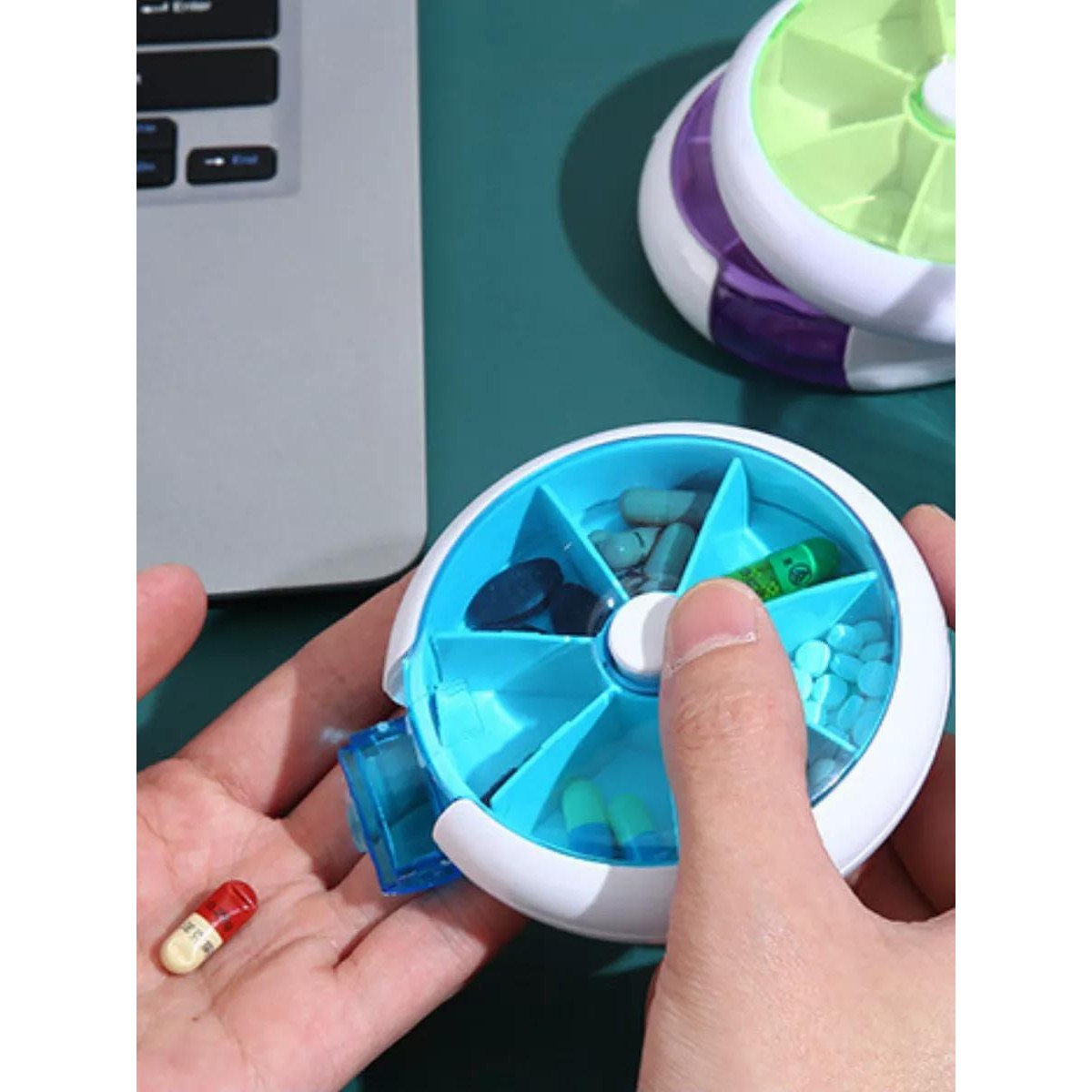 Таблетница на неделю