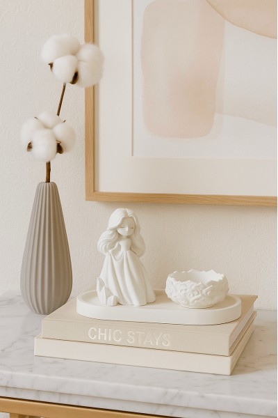 Набор фигурок, статуэток для декора и раскрашивания Девочка и вазочка на подставке, органайзер