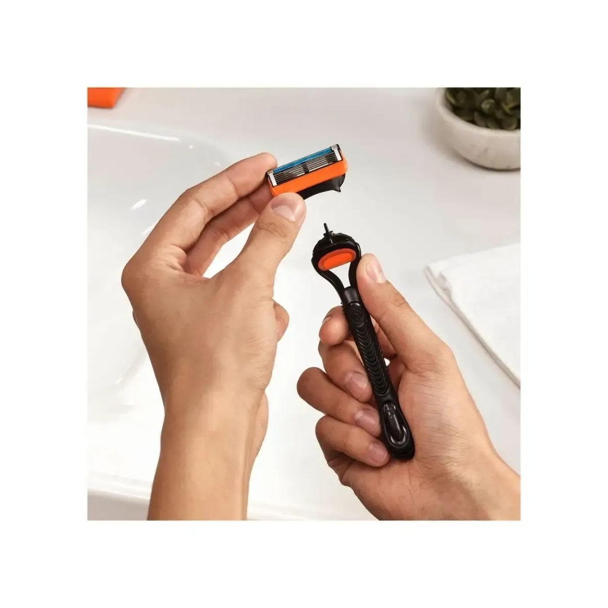 Бритва Gillette Fusion5, 2 сменных лезвия, мужская